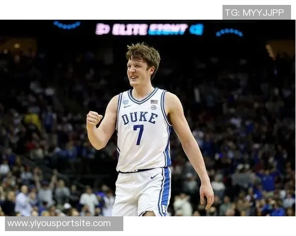 克尼佩尔称赞三球小桥无私打球共同合作让比赛更加轻松愉快